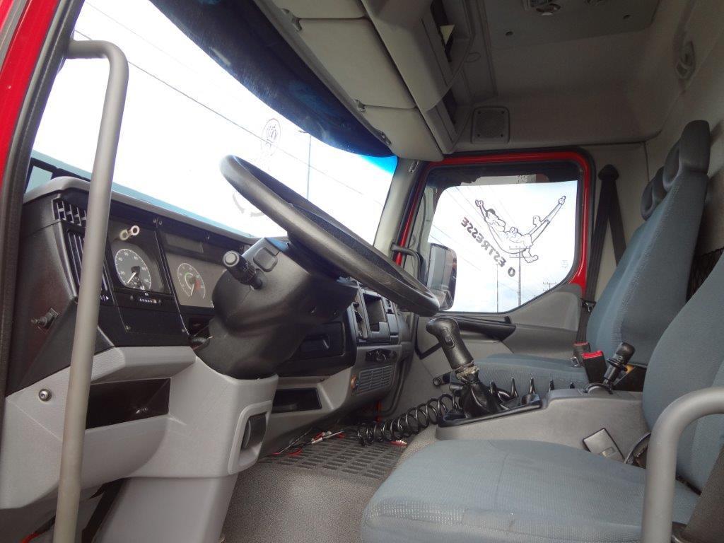 Volvo VM260 - 11/11 8