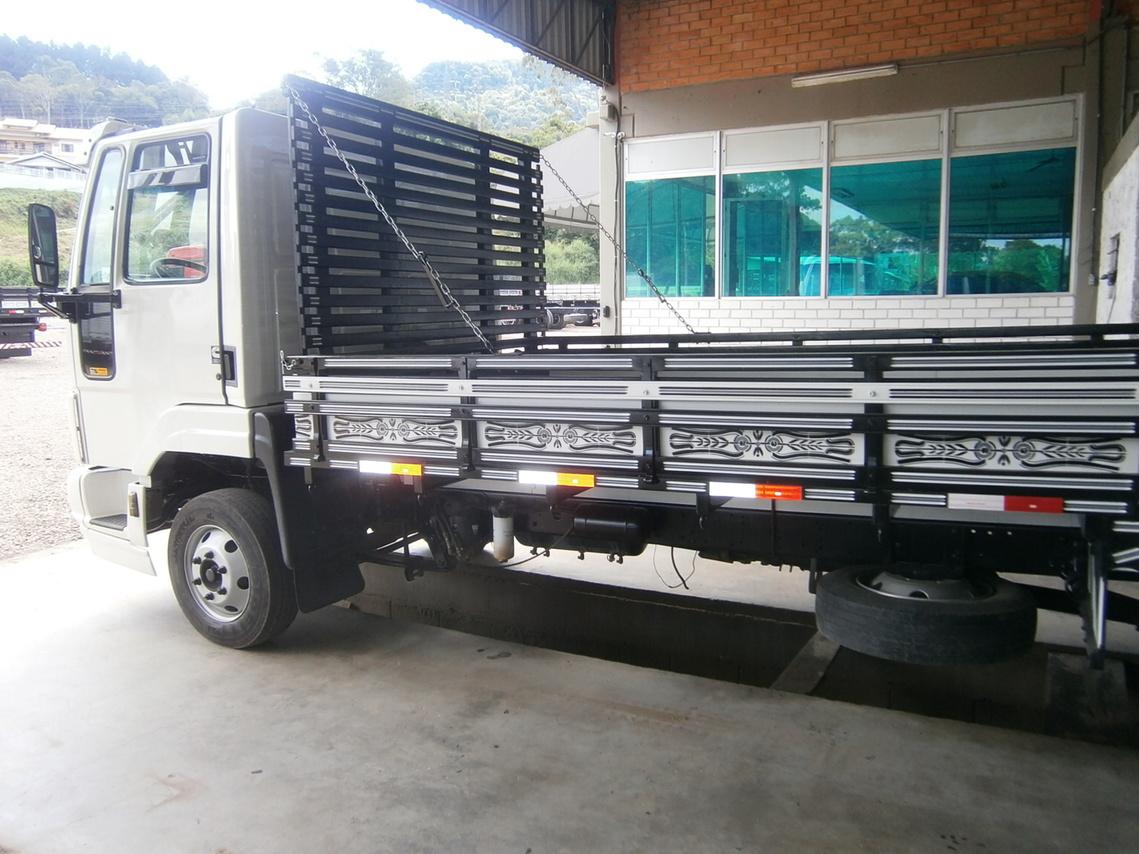 Ford Cargo815 - 09/09 3
