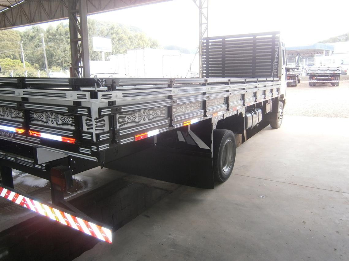 Ford Cargo815 - 09/09 5