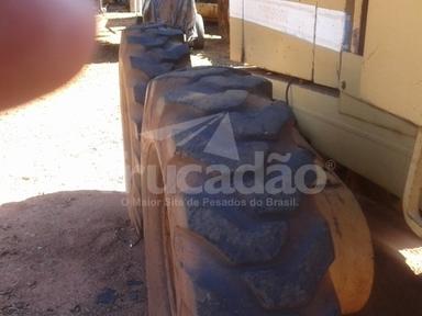 Motoniveladora