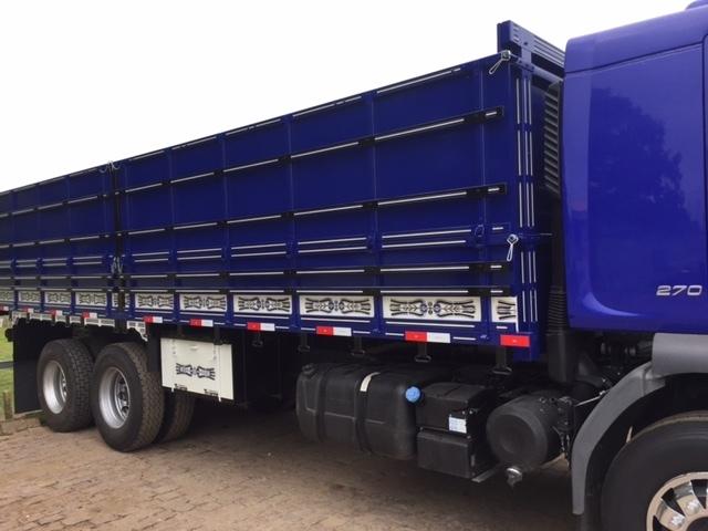 Volvo VM 270 - 13/13 8