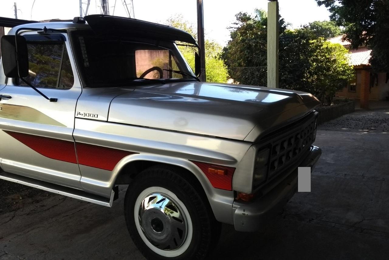 Ford F4000 - 89/89 4
