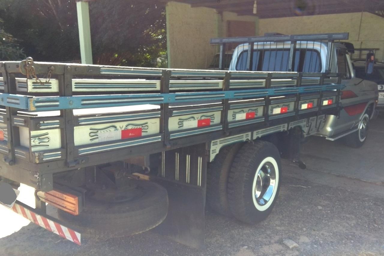Ford F4000 - 89/89 9