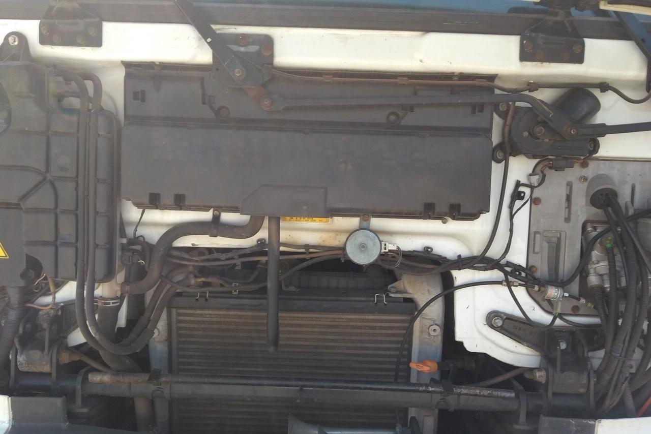 Volkswagen 24-250 E Constellation 3-Eixos - 10/10 4