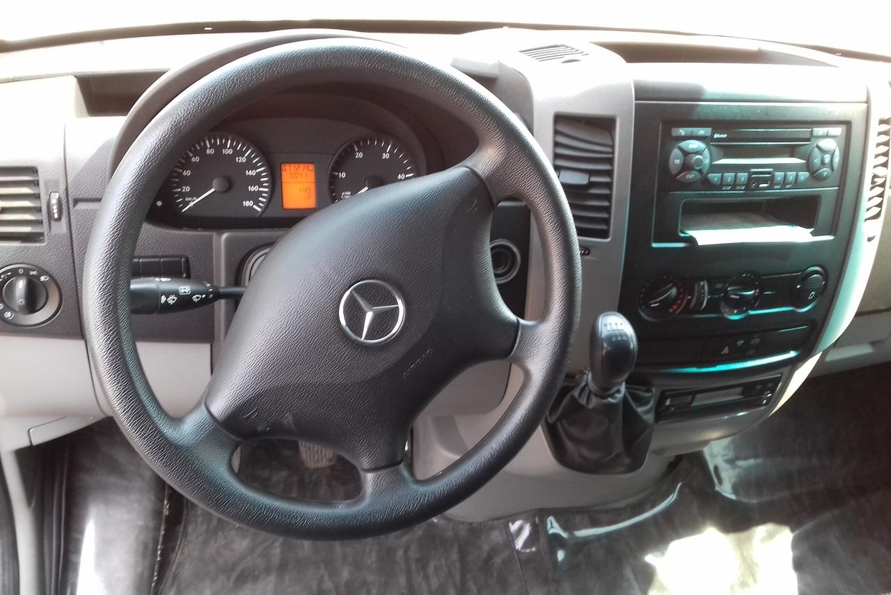 Mercedes Benz Sprinter 416 Furgão - 15/16 5