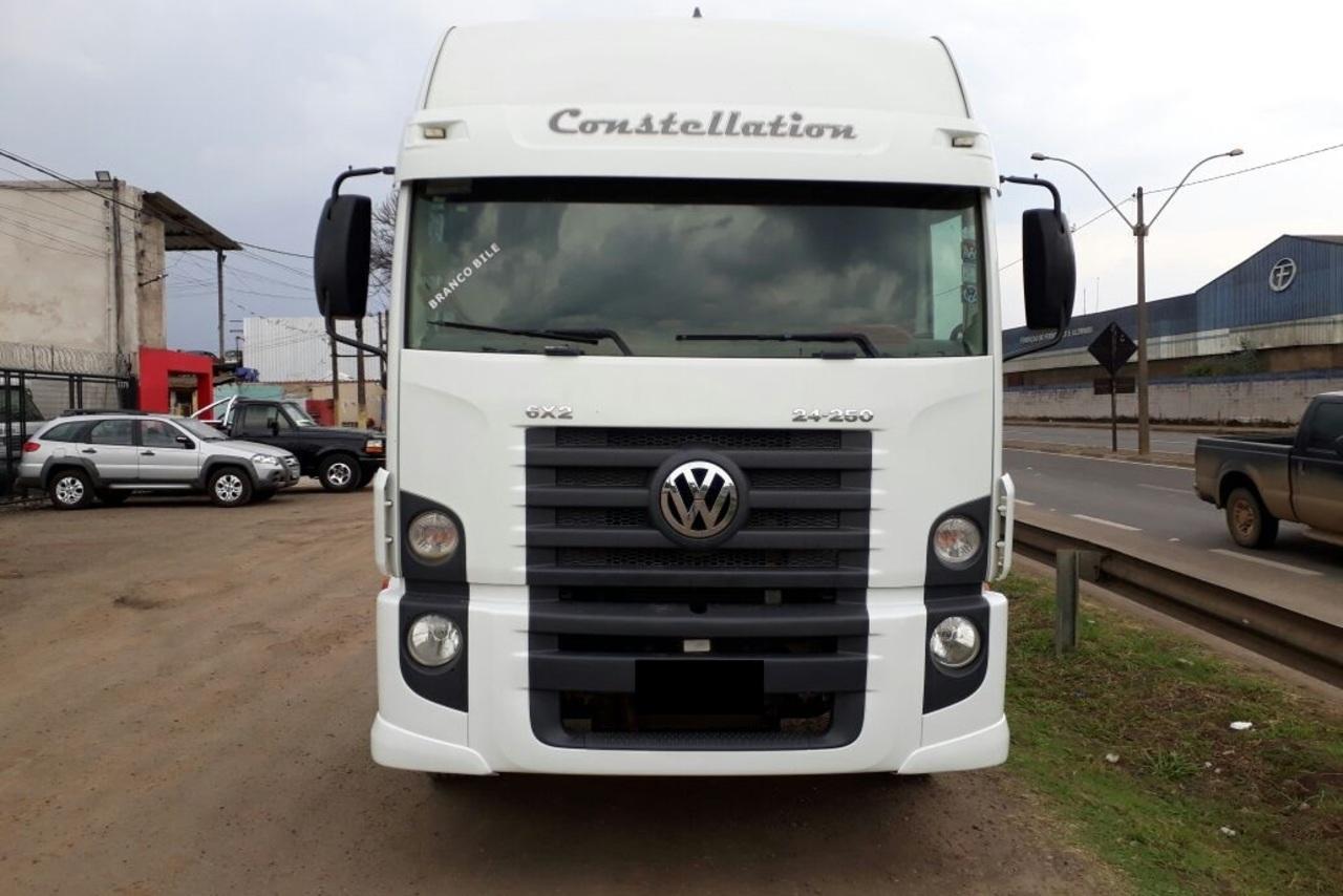 Volkswagen 24-250 E Constellation 3-Eixos - 10/11 4