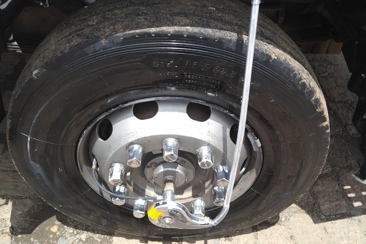 Volkswagen 24-250 E Constellation 3-Eixos - 11/12 6