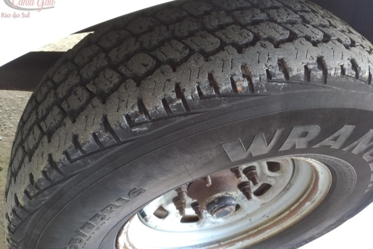Ford F350 - 00/01 8