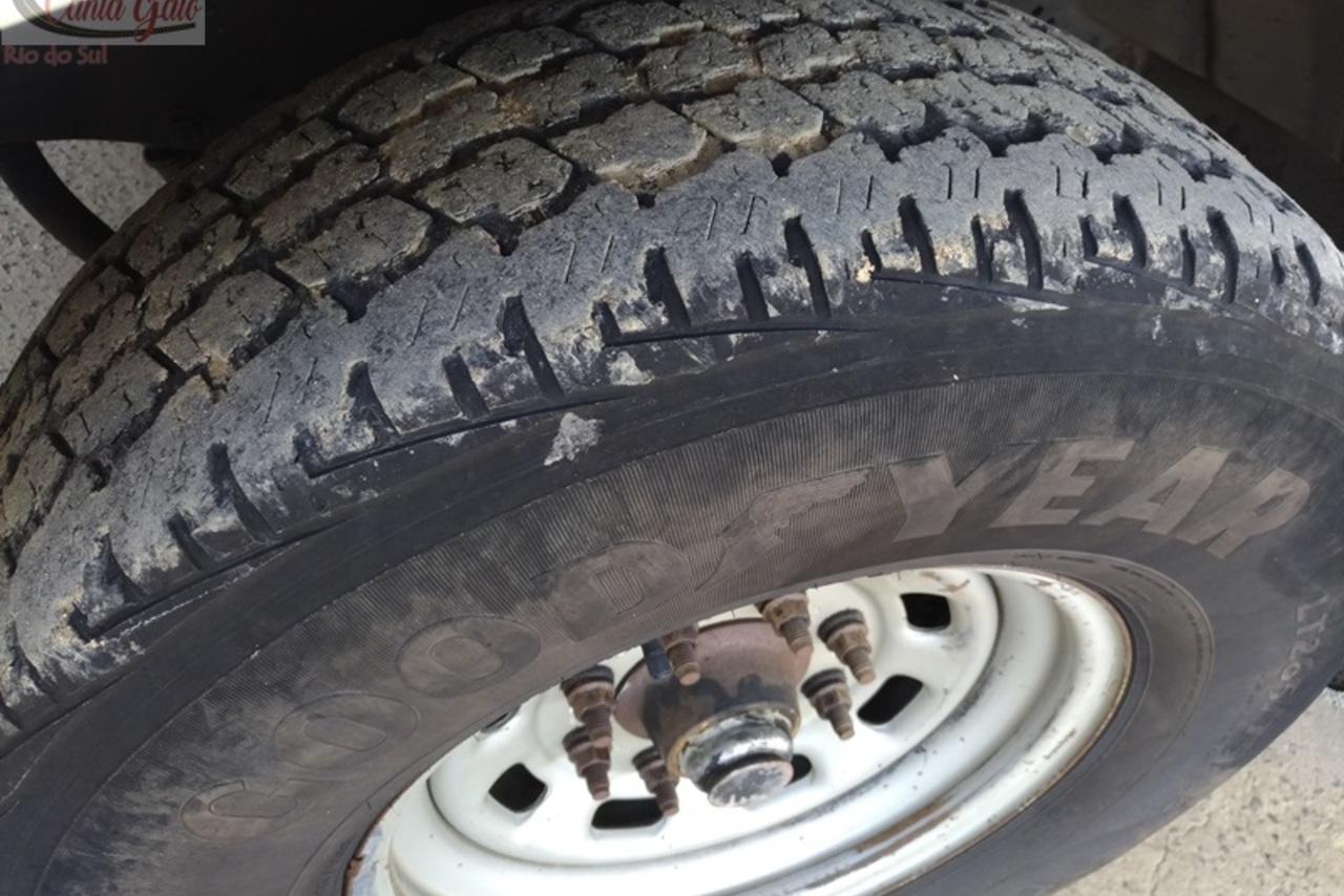 Ford F350 - 00/01 13
