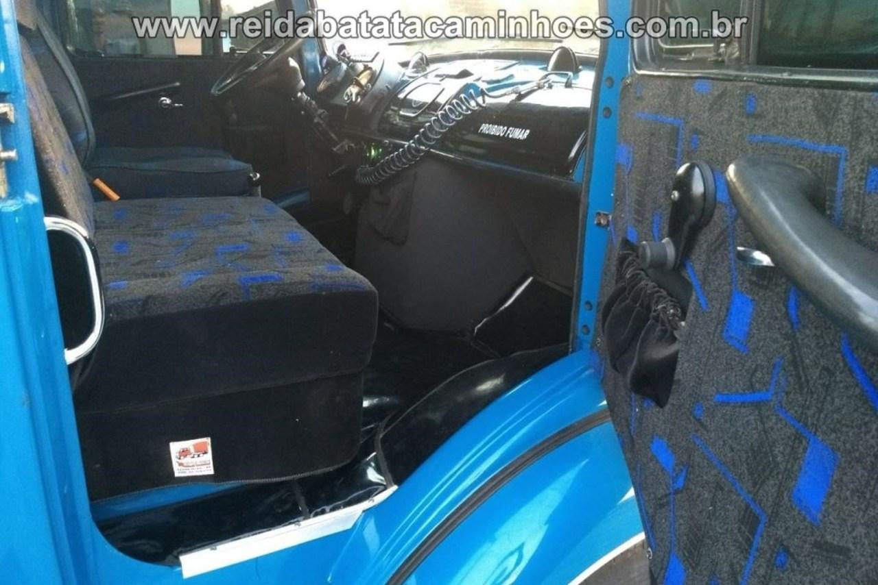 Mercedes Benz MB 1513 - 81/81 28