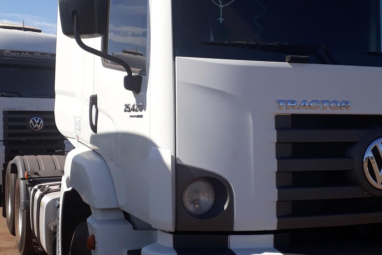 Volkswagen 25 420 - 14/14 4