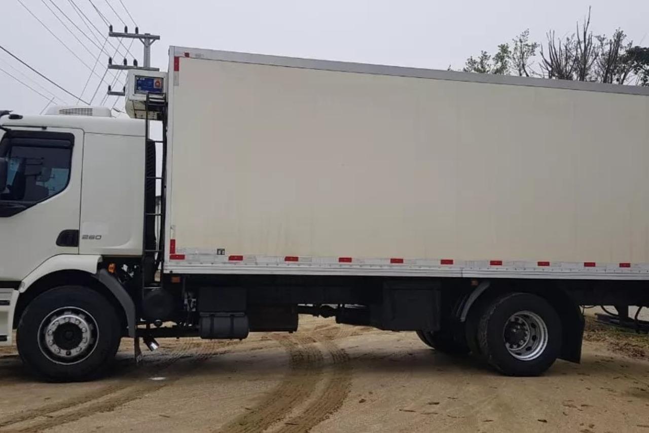 Volvo VM260 - 10/10 3
