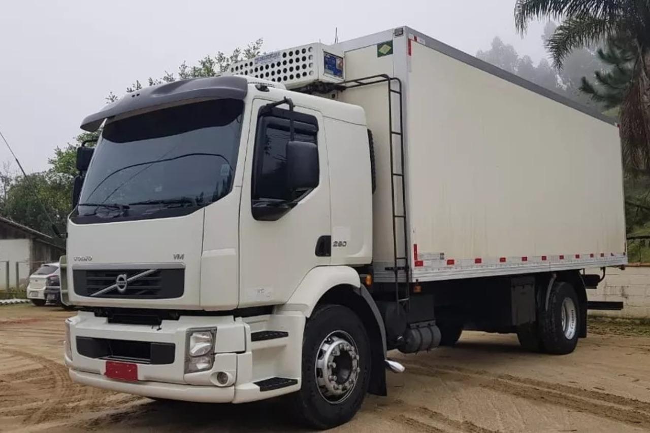 Volvo VM260 - 10/10 7