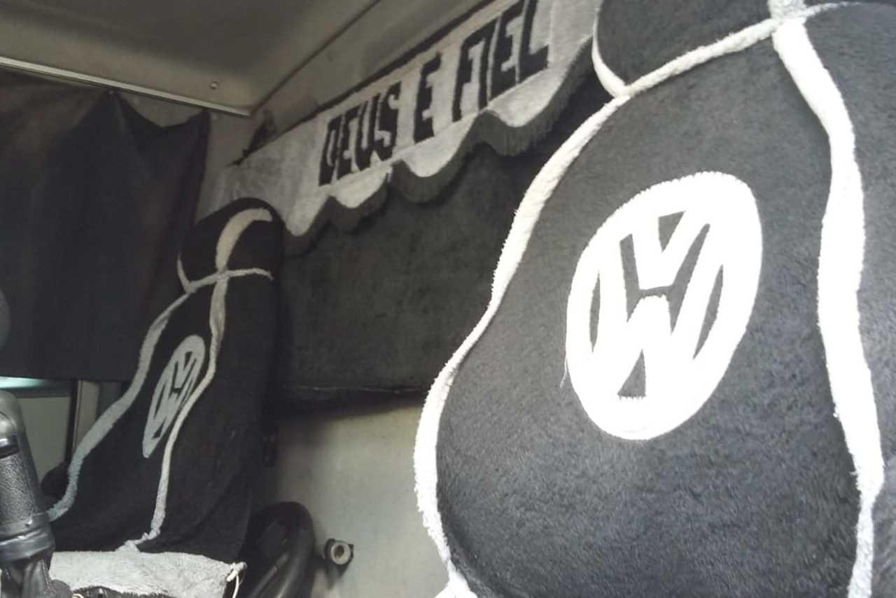 Volkswagen 24-250 E Constellation 3-Eixos - 10/10 4