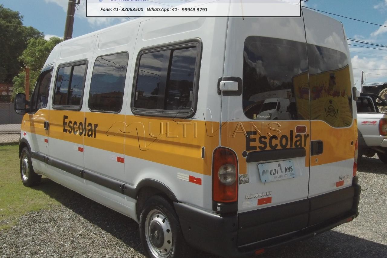 Renault Master Minibus - 10/11 2
