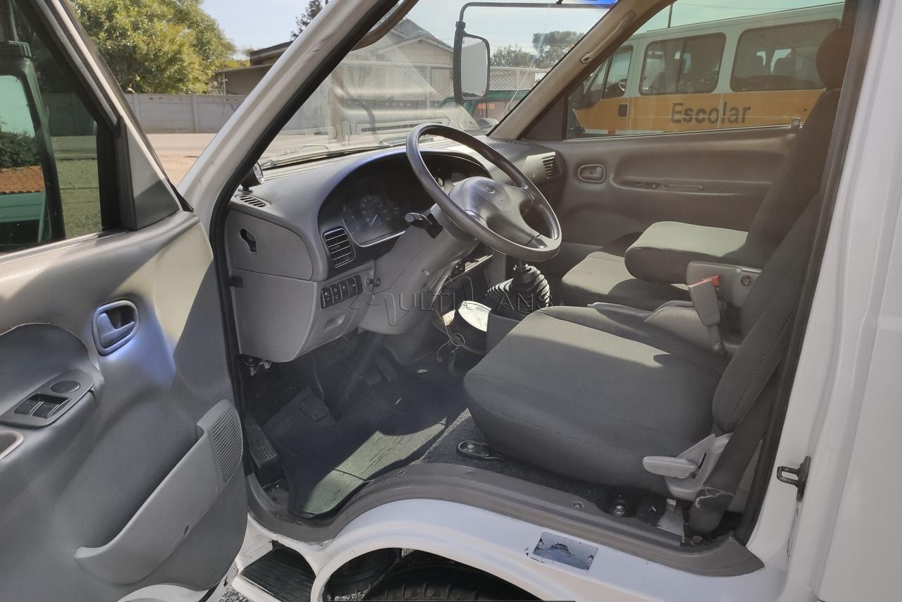 KIA Besta GS Grand - 00/01 8