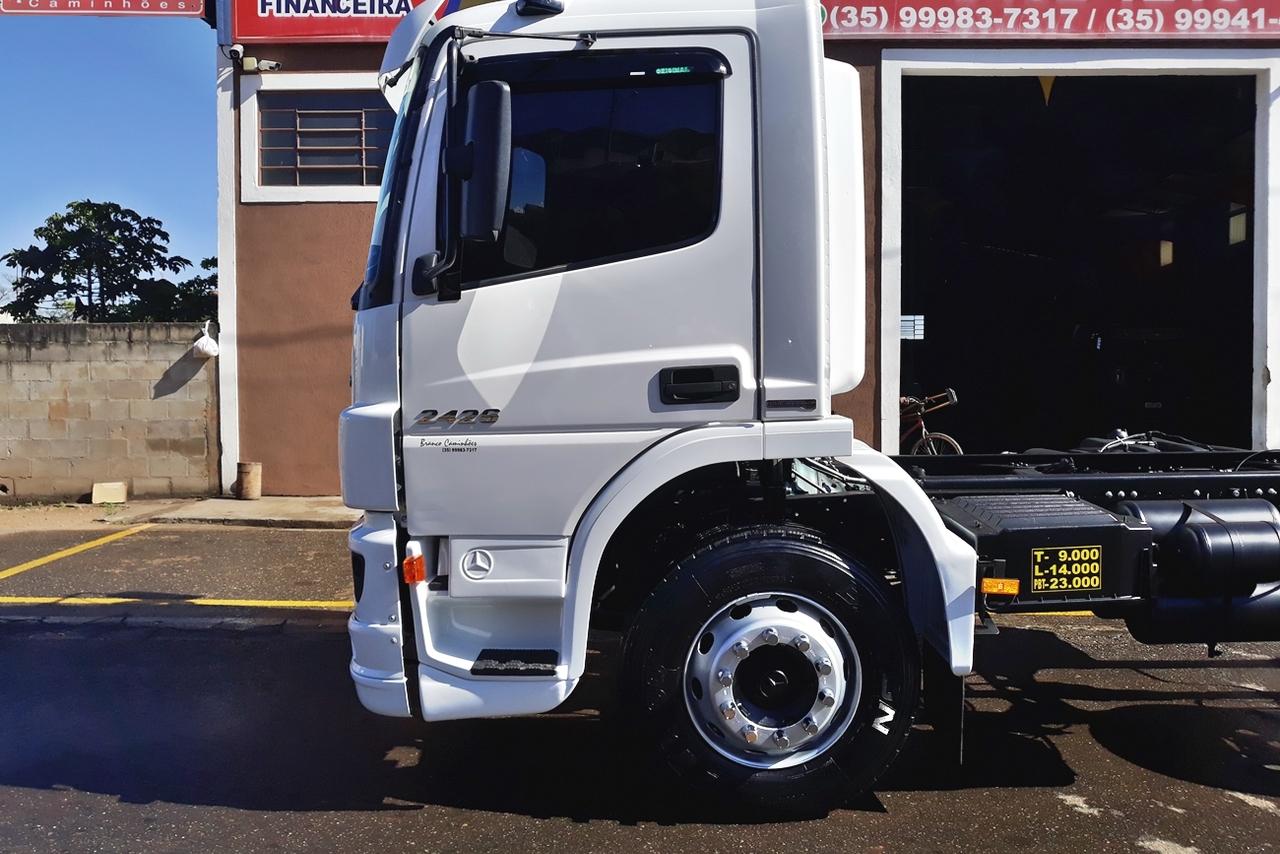Mercedes Benz Atego 2426 - 14/14 4