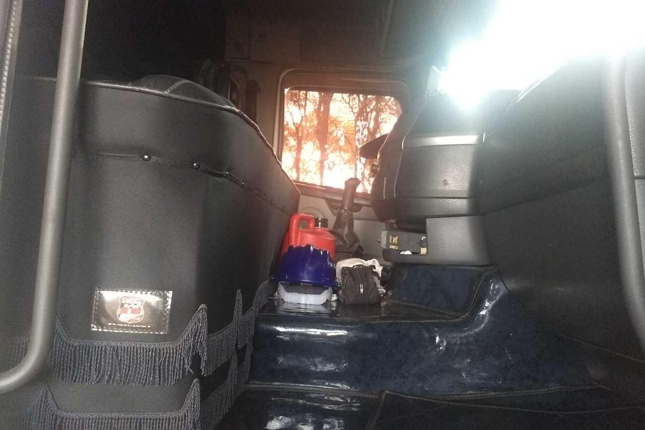 Volvo FH12 380 - 04/05 5