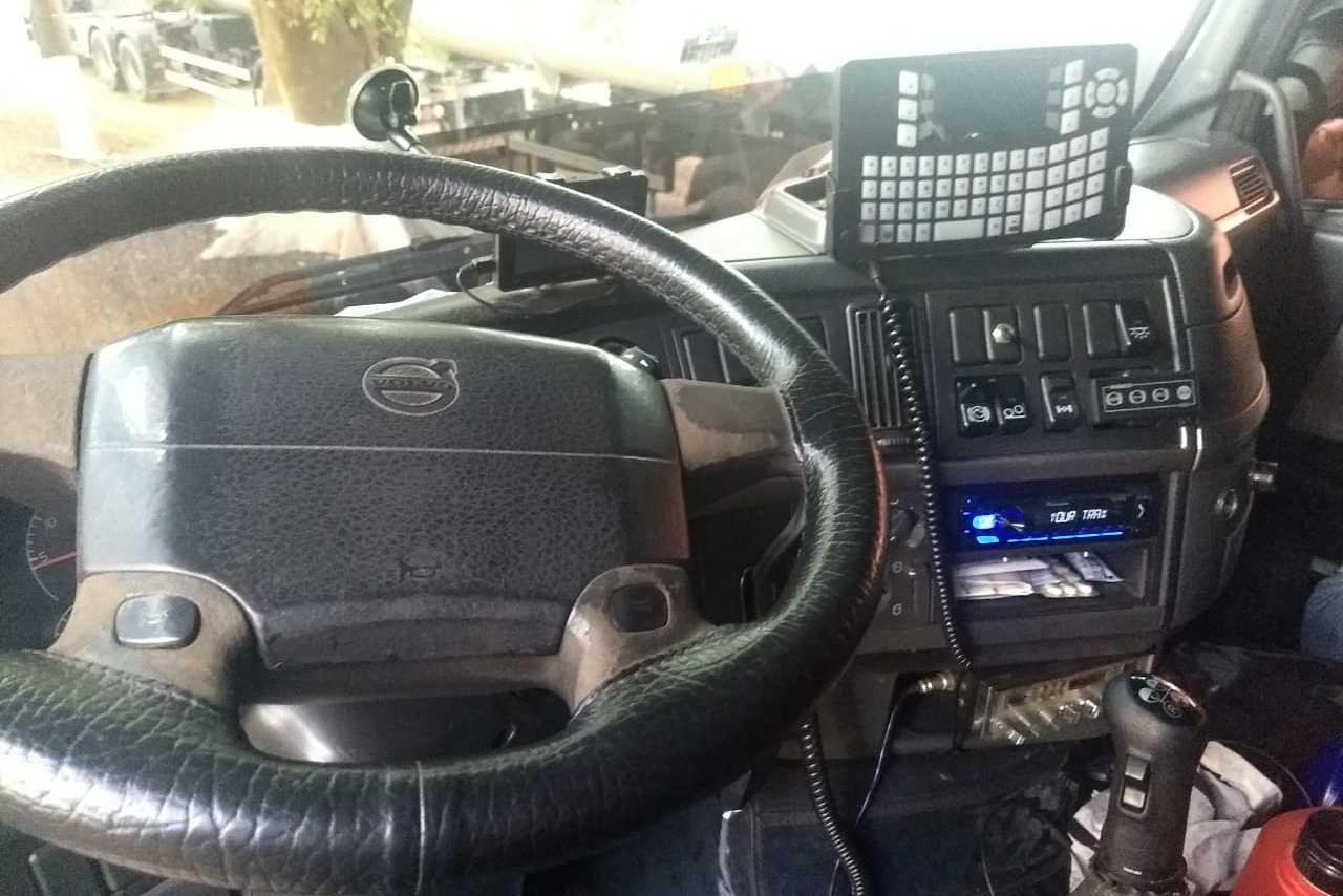 Volvo FH12 380 - 04/05 12