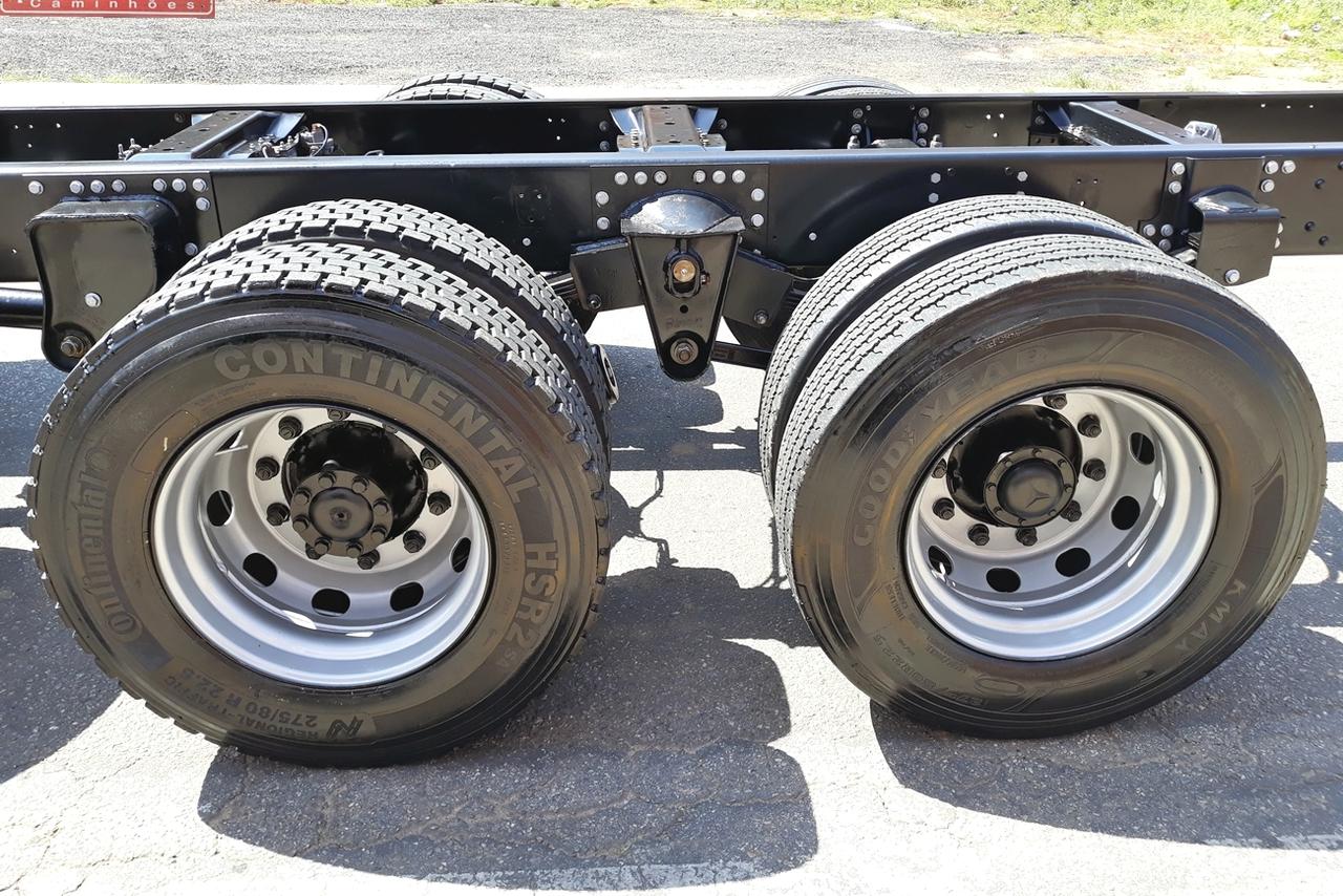 Mercedes Benz MB 2324 - 14/14 11