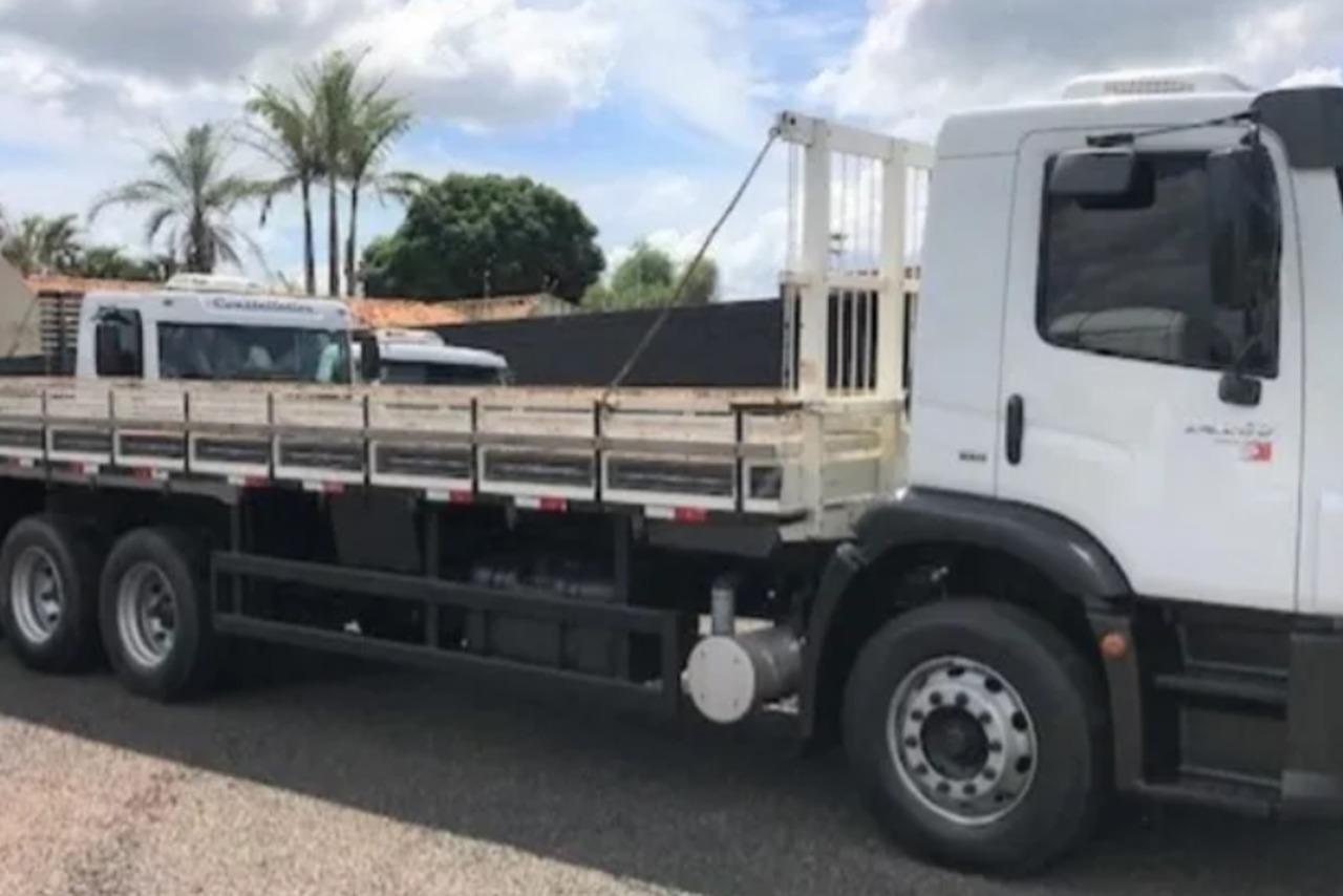 Volkswagen 24-250 E Constellation 3-Eixos - 11/12 6