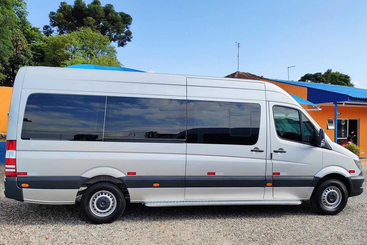 Mercedes Benz Sprinter Executiva 415 - 19/19 15