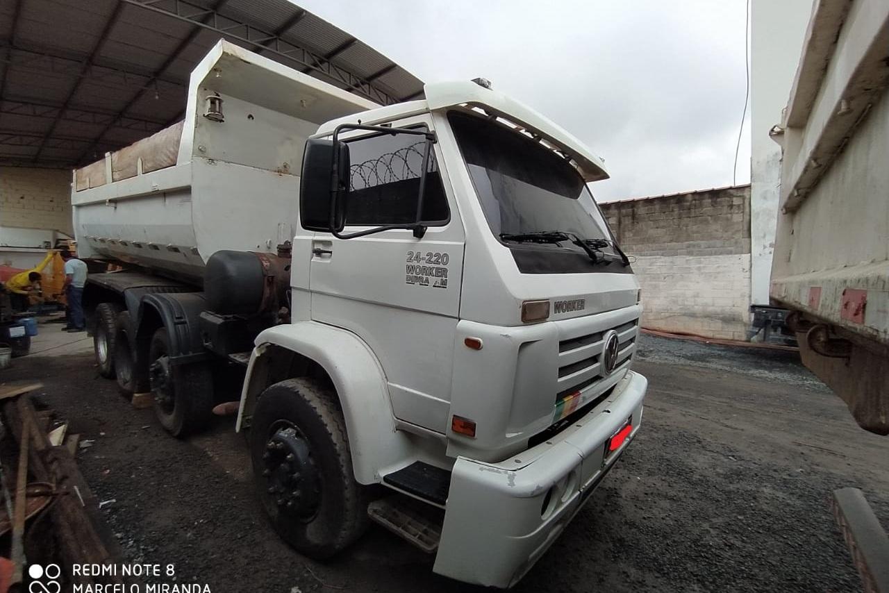 Volkswagen 24 220 - 11/12 2