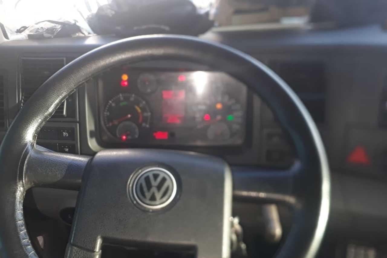 Volkswagen 24-280 E Constellation 6x2 - 12/12 3