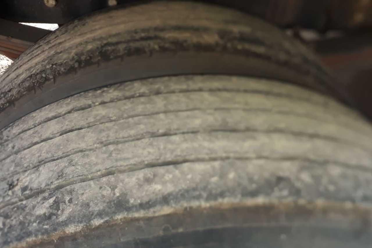 Volkswagen 24-280 E Constellation 6x2 - 12/12 15