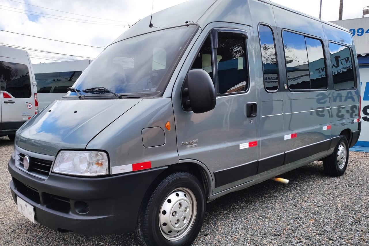 Fiat Ducato Passageiro - 11/12 15