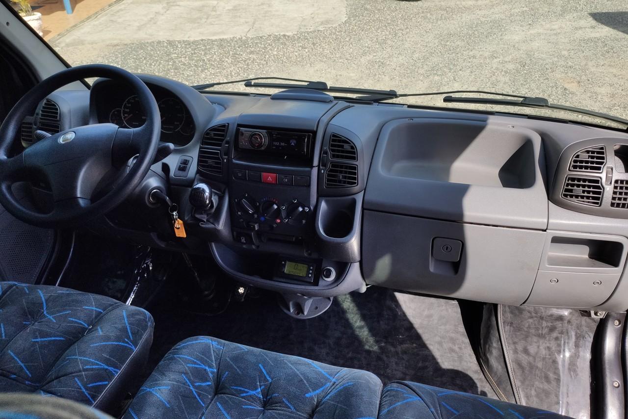 Fiat Ducato Passageiro - 11/12 19