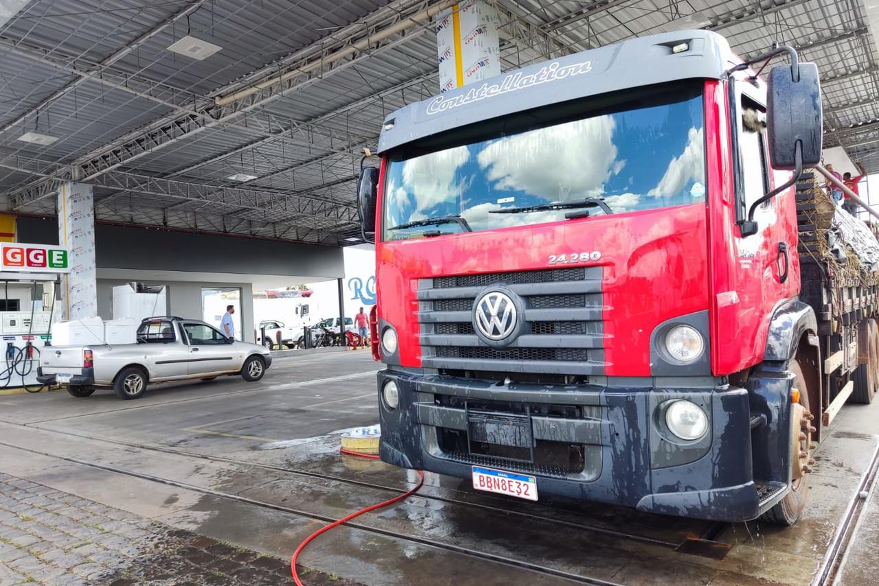 Volkswagen 24-280 E Constellation 6x2 - 17/17 7