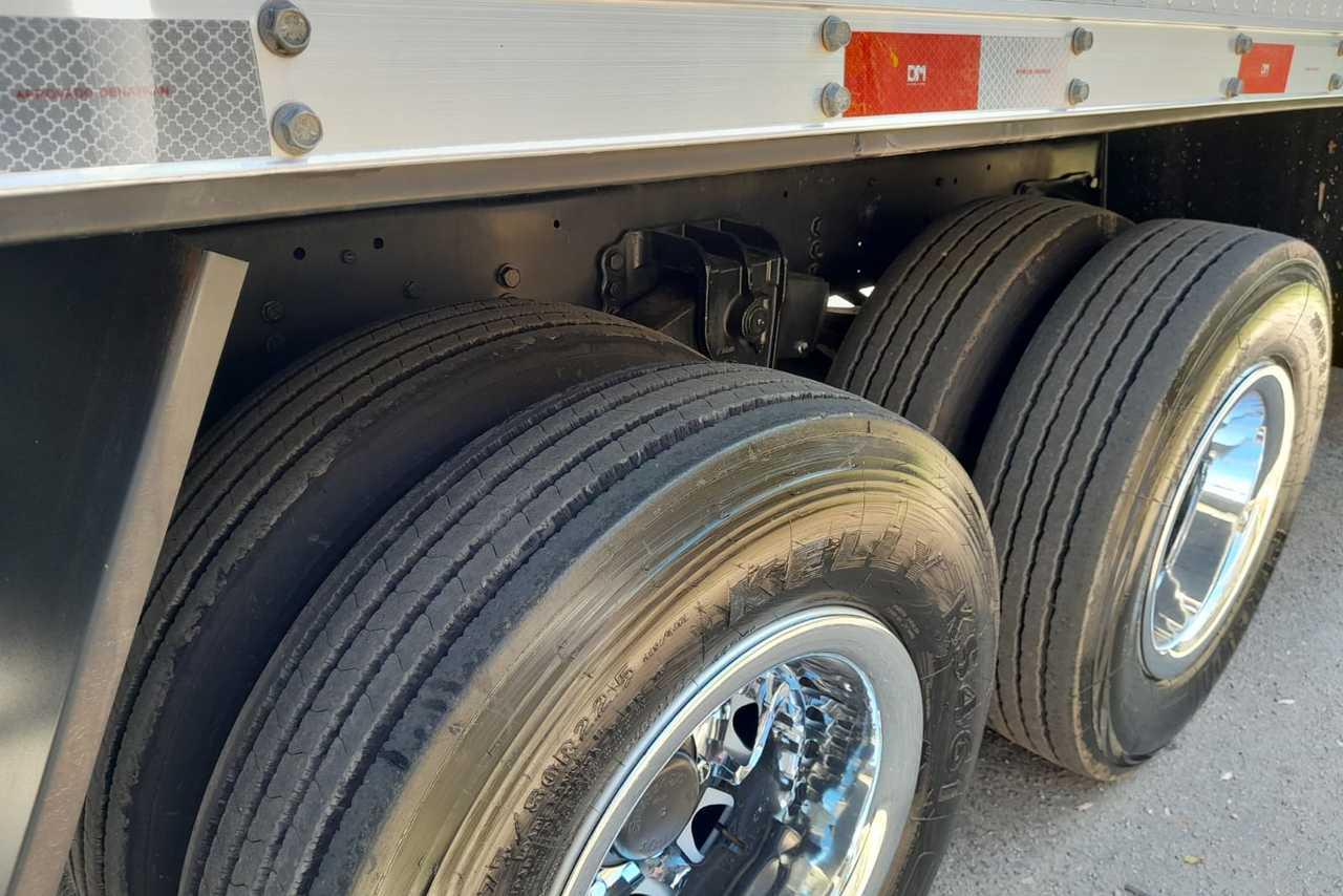 Volkswagen 24-260 Constellation 6x2 - 21/22 11