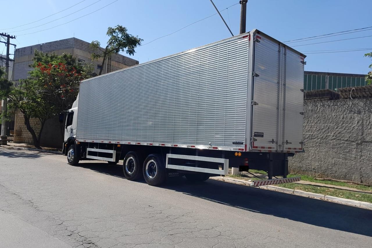 Volkswagen 24-260 Constellation 6x2 - 21/22 12