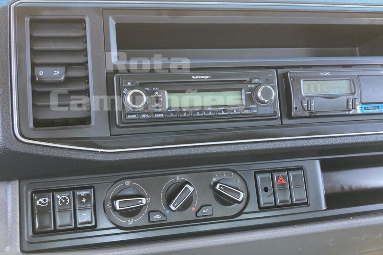 Volkswagen 11-180 Delivery - 19/20 8