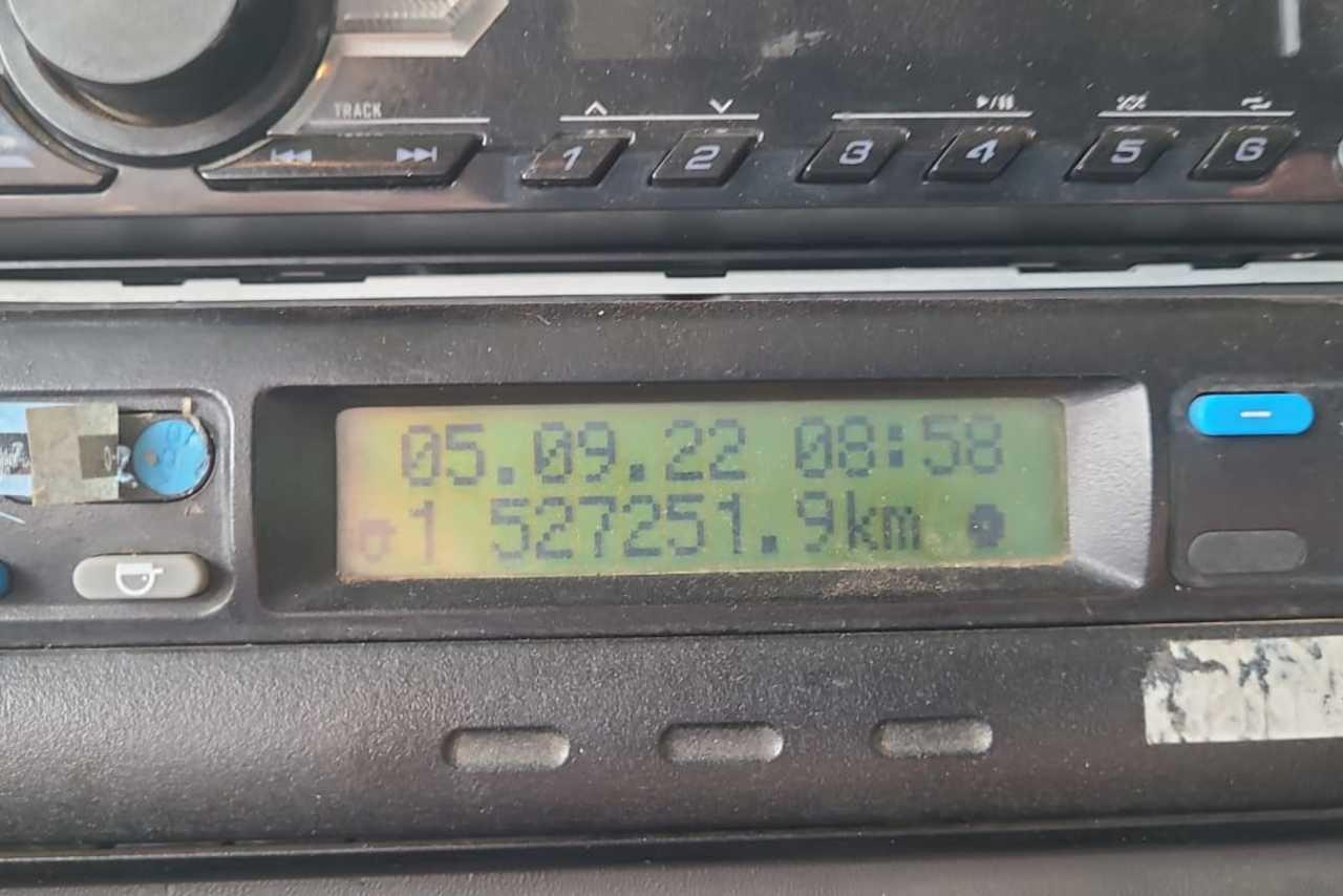 Volkswagen 24-280 E Constellation 6x2 - 13/13 11