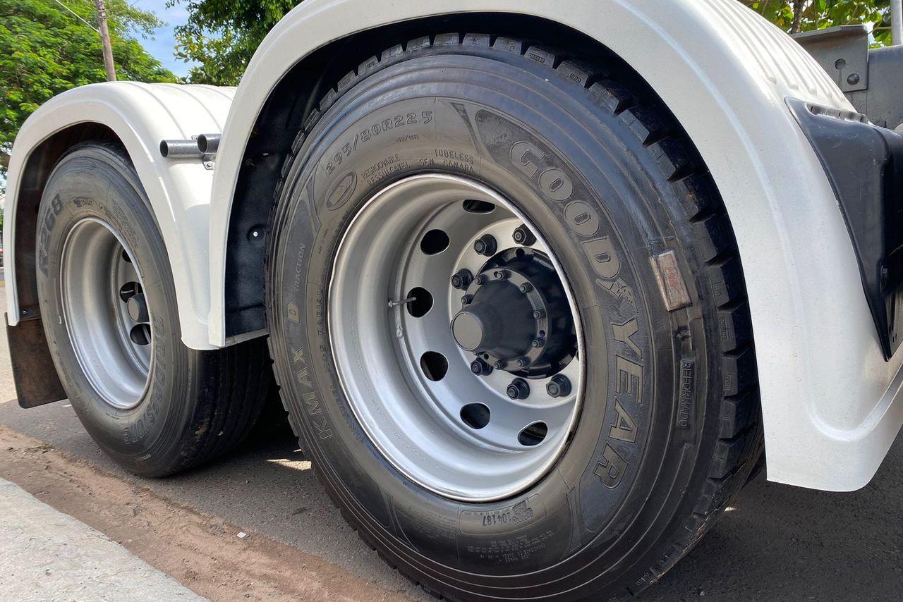 Scania 124 420 - 05/05 17