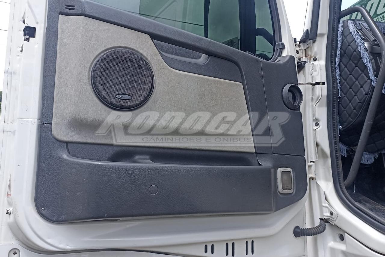 Volvo FH12 380 - 05/05 12