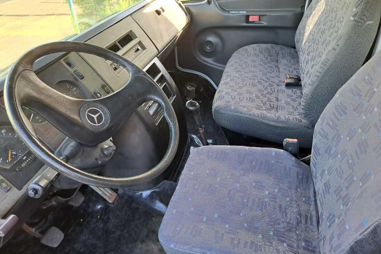 Mercedes Benz MB 710 - 05/05 6