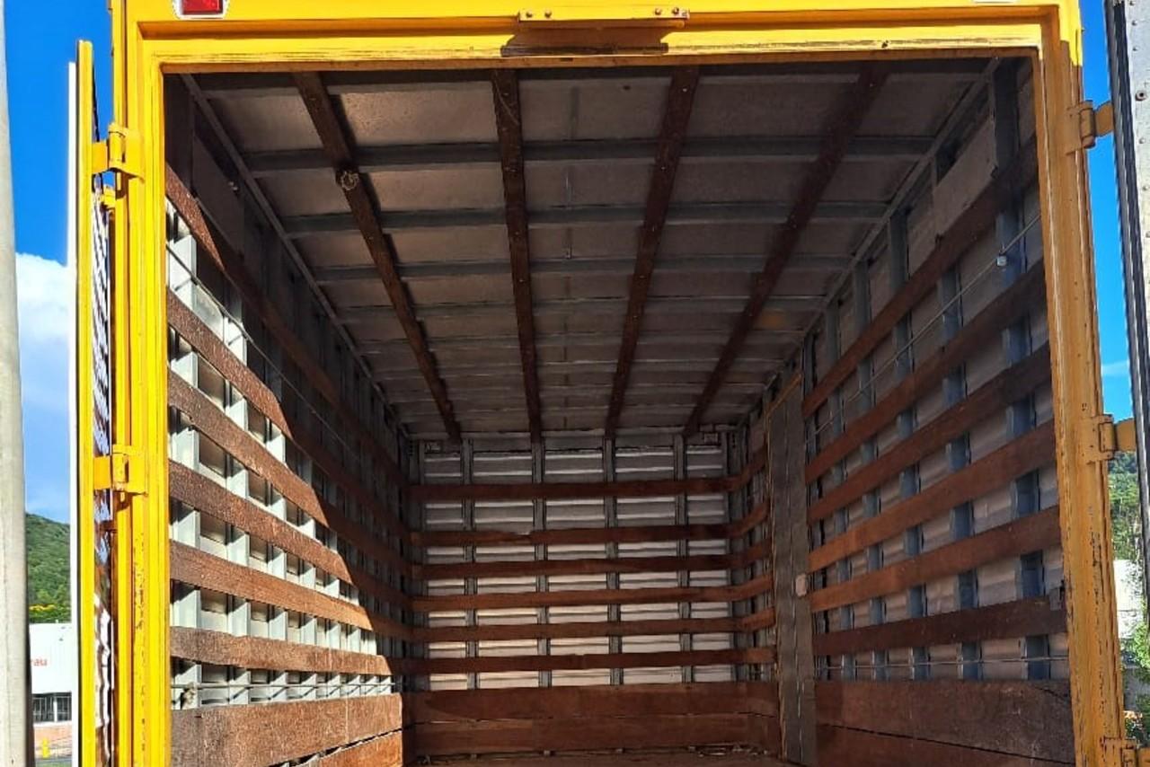 Mercedes Benz MB 710 - 05/05 9