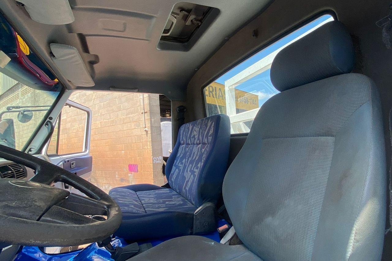 Volkswagen 15-180 E Constellation - 06/06 6