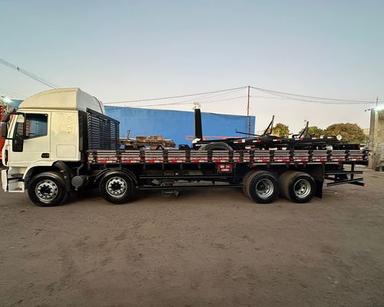 Caminhão Bitruck