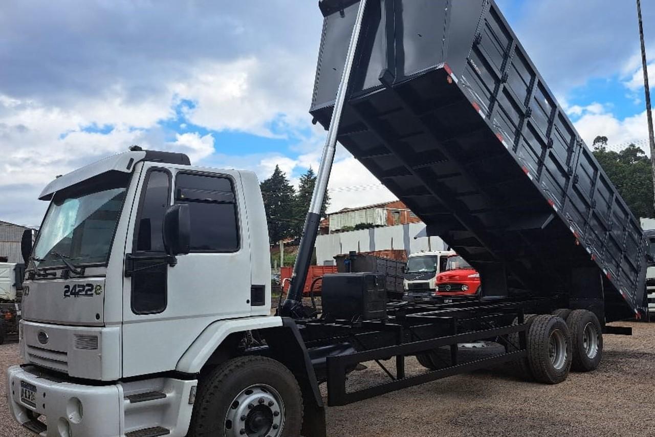 Ford Cargo2422 - 09/09 13