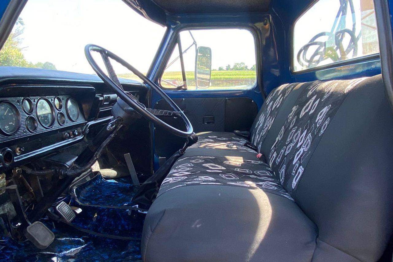Ford F7000 - 80/80 4