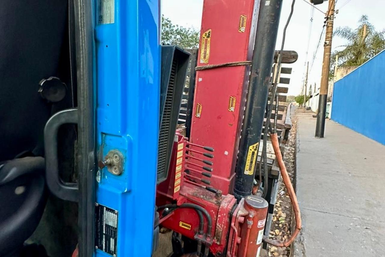 Mercedes Benz MB 1620 - 05/05 4