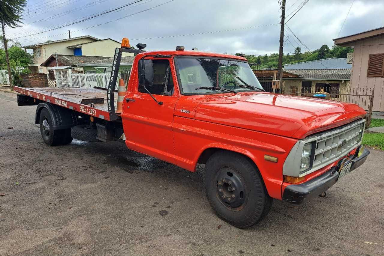 Ford F4000 - 89/89 15