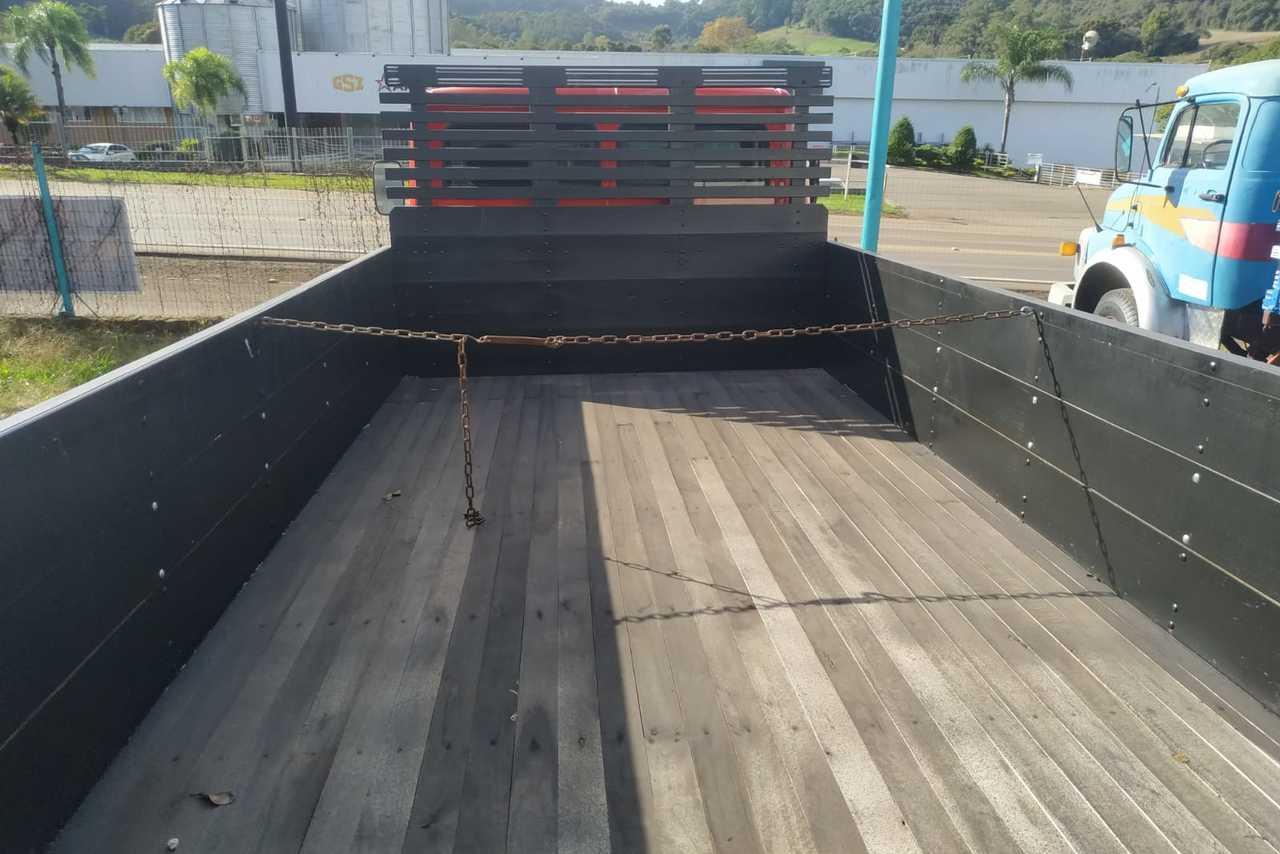 Mercedes Benz MB 710 - 07/08 3