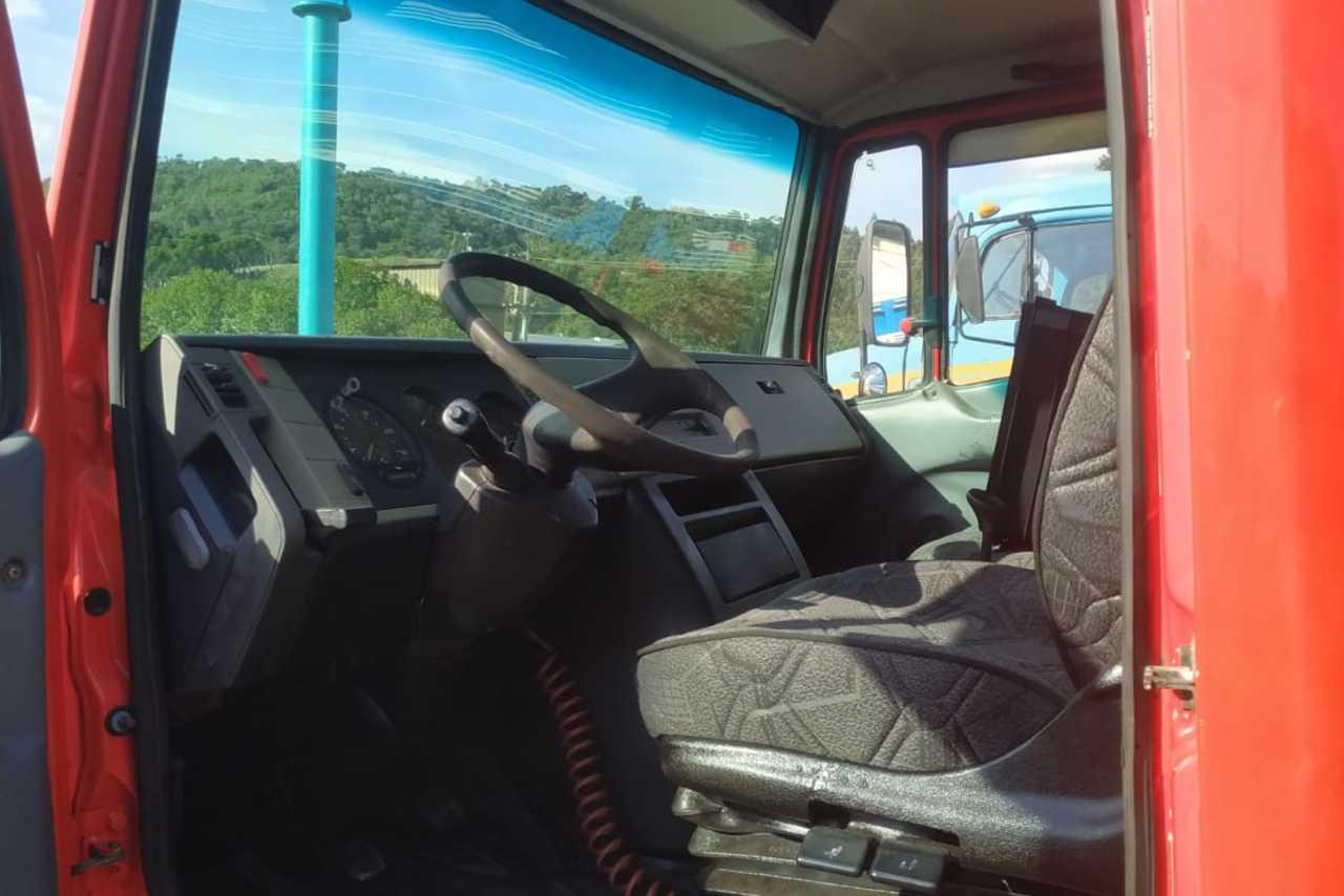 Mercedes Benz MB 710 - 07/08 5