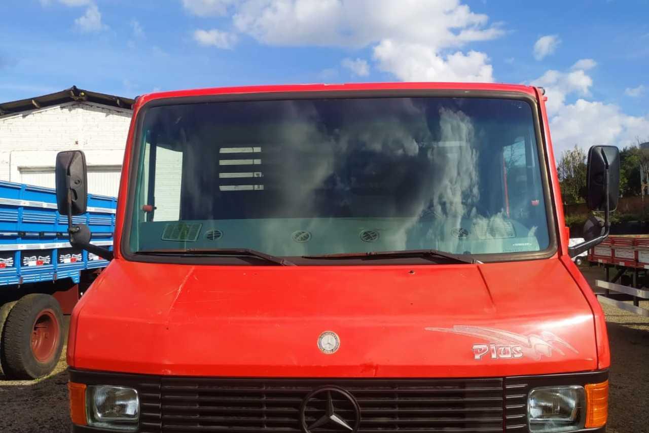 Mercedes Benz MB 710 - 07/08 7