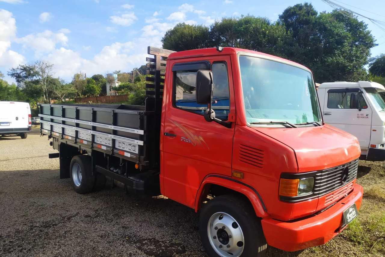 Mercedes Benz MB 710 - 07/08 1